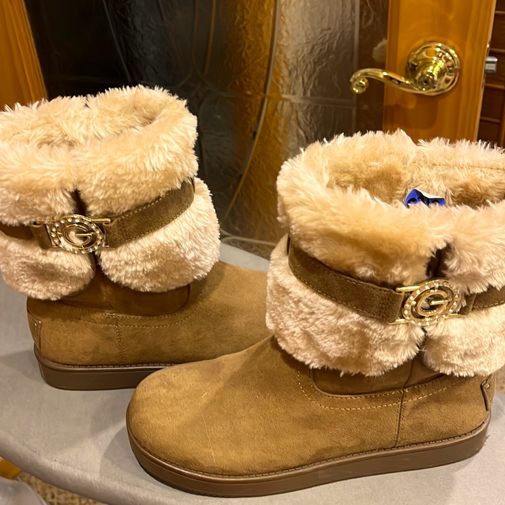 Lined boots. Size 61/2. Suede. Brand is GBG Los Angeles